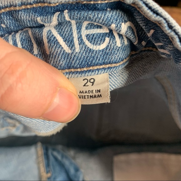 Calvin Klein slim boyfriend jeans sz 29 light wash whiskering button fly quality - Picture 2 of 11